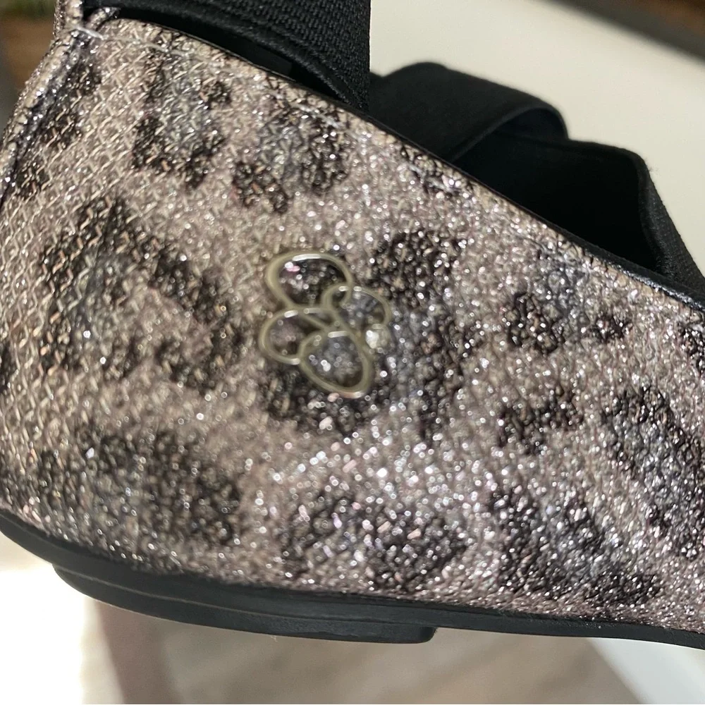 NEW! Jessica Simpson Girls Shoes Madison Ballet Flat Silver Animal Print Size 13